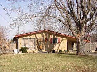 888 Southwind Dr, Fairfield, OH