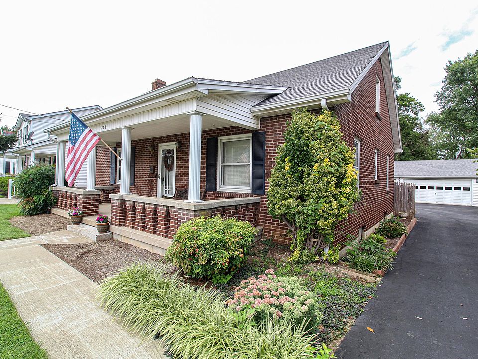 205 Broadway St, Versailles, KY 40383 Zillow