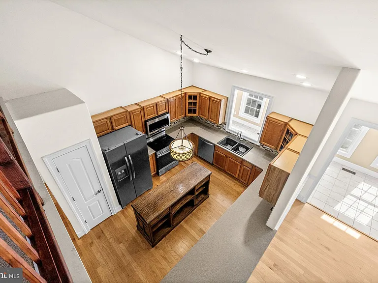 9725 Brock Rd — Photo 9