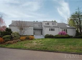 61 Talcott Rd, Rye Brook, NY 10573