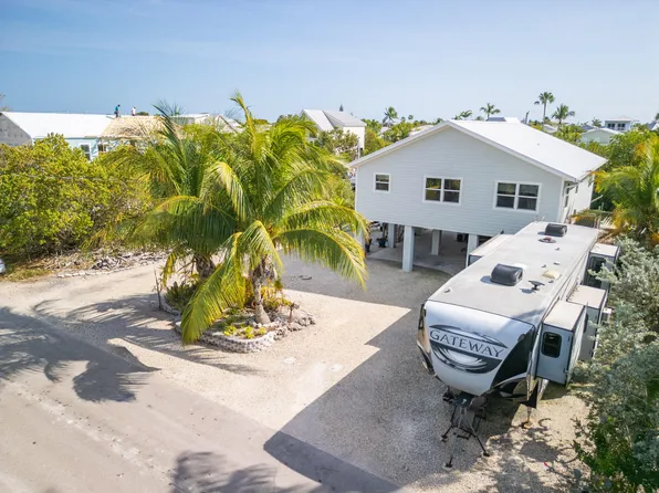 22852 Buccaneer Ln, Cudjoe Key, FL 33042