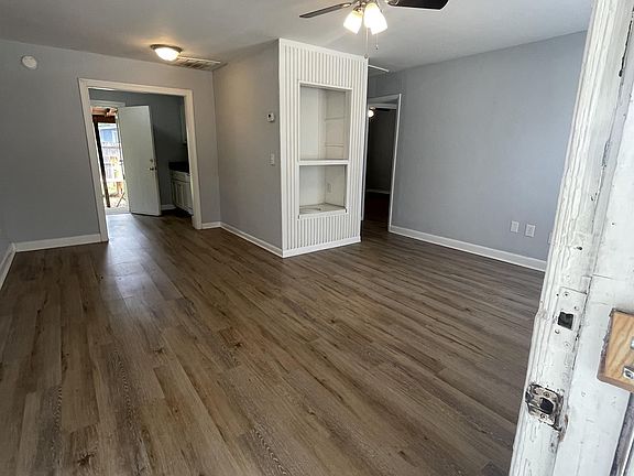 3rd image of 3316 Ottawa Ave #B