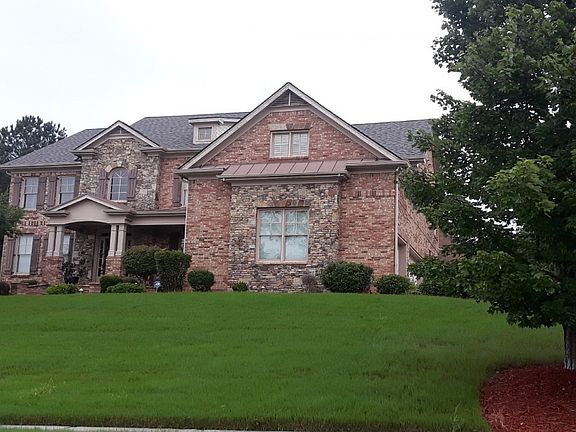 2nd image of 1881 Riverpark Ln