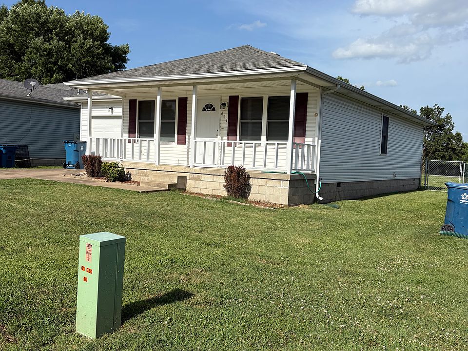 1st image of 617 Valley View St #1