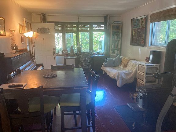 5th image of 46 Violet Rd