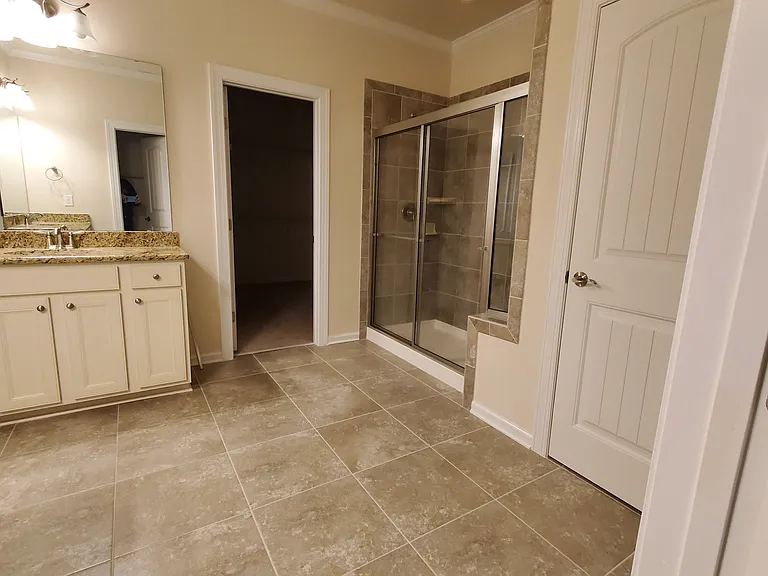 412 Daylin Dr — Photo 9