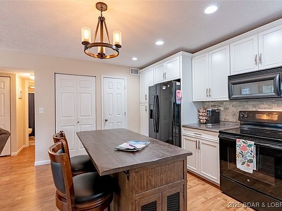 4th image of 149 Southwood Shores Pl #1A