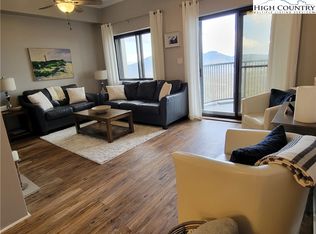 303 Sugar Top Dr #2-2920, Banner Elk, NC 28604