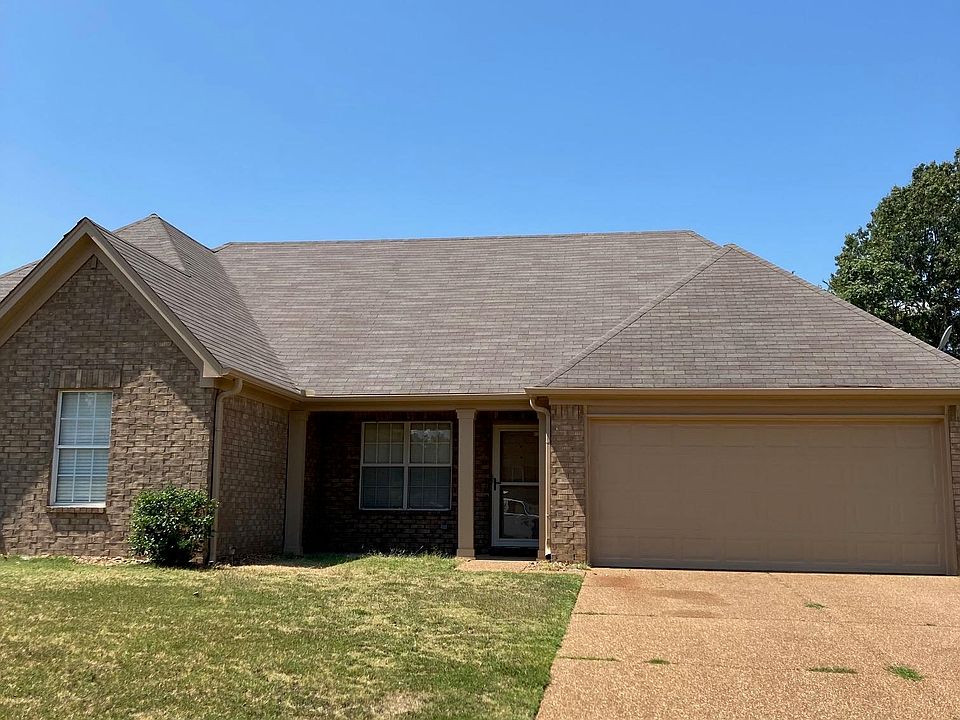 1st image of 355 Village Dr W