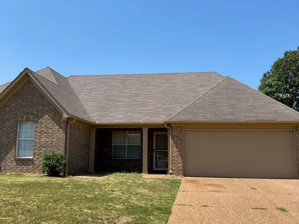 355 Village Dr W, Oakland, TN 38060