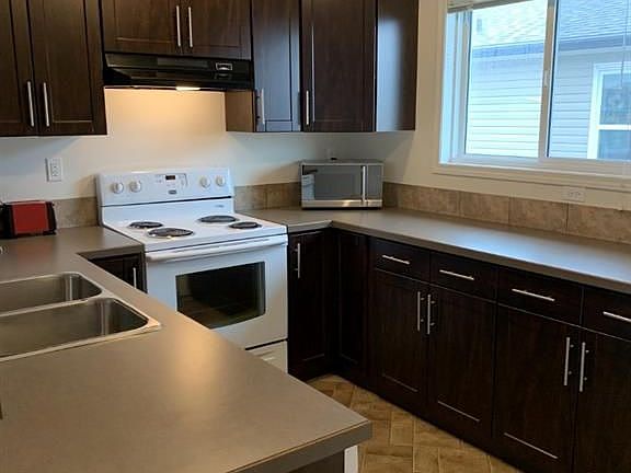 2nd image of 9713 112th Ave #1