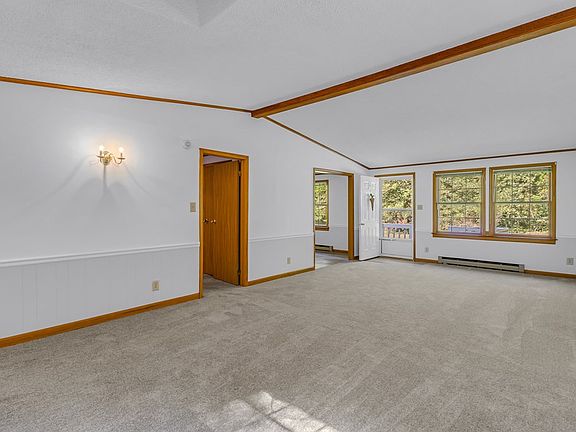4th image of 563 Coachpoint Rd