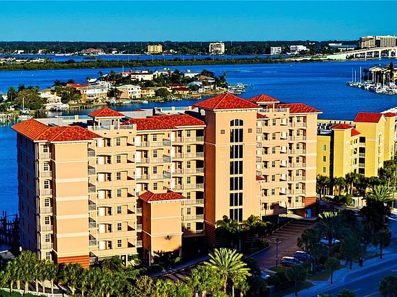 2nd image of 530 S Gulfview Blvd APT 503
