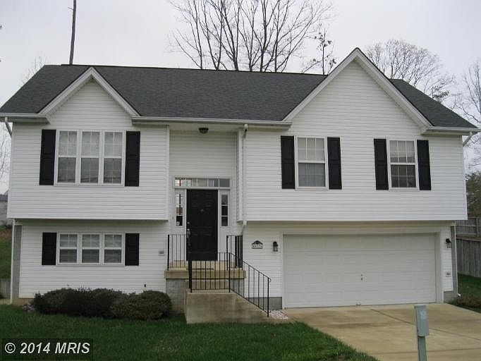 1st image of 46716 Robert Leon Dr