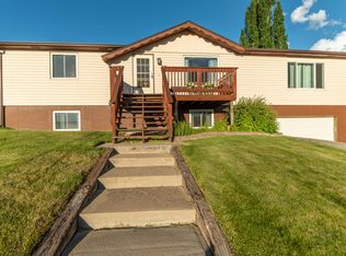 318 17th St, Kremmling, CO 80459