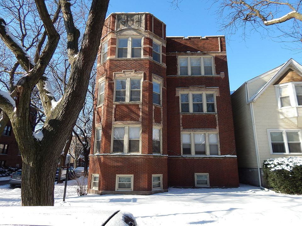 1st image of 1700 W Catalpa Ave APT 1