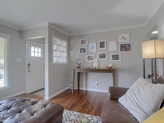 5th image of 22733 Harper Lake Ave