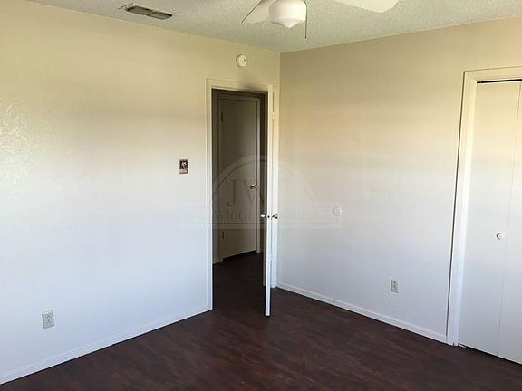 5th image of 1104 Eastside Dr APT C