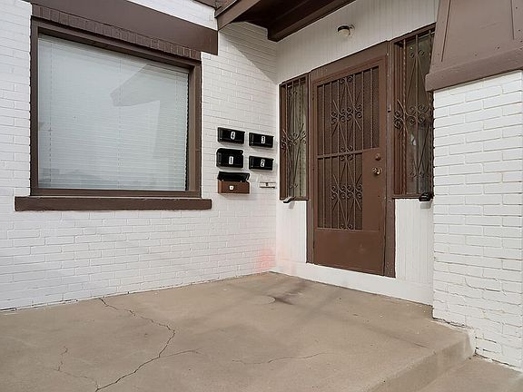2nd image of 3615 Pershing Dr #A