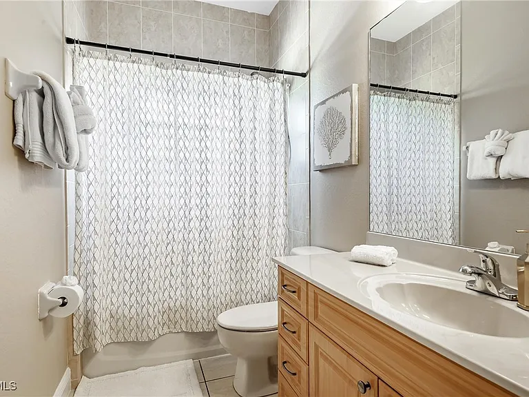 2817 SW 42nd Ln — Photo 16