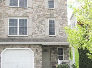 513 Sunday Dr, Harrisburg, PA 17111