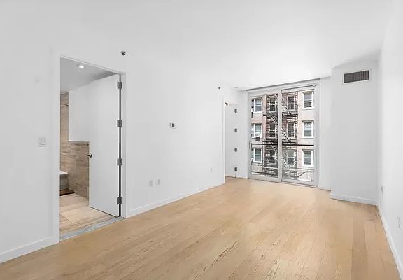 3rd image of 337 E 62nd St #2