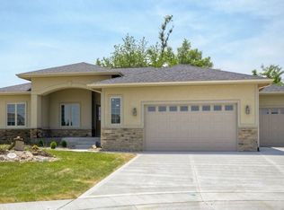 4608 144th St, Urbandale, IA 50323