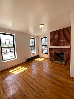 Rented by The Brokerage Group LLC | media 11