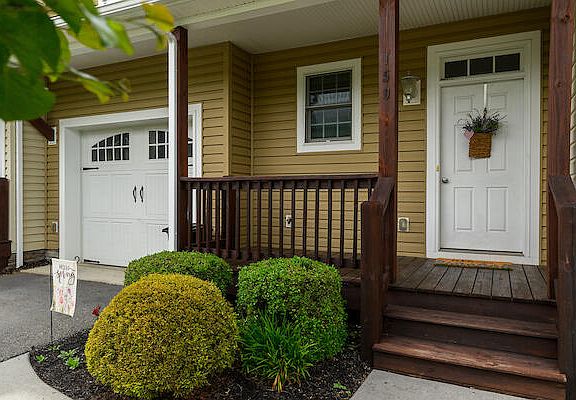 3rd image of 159 Eloise Cir