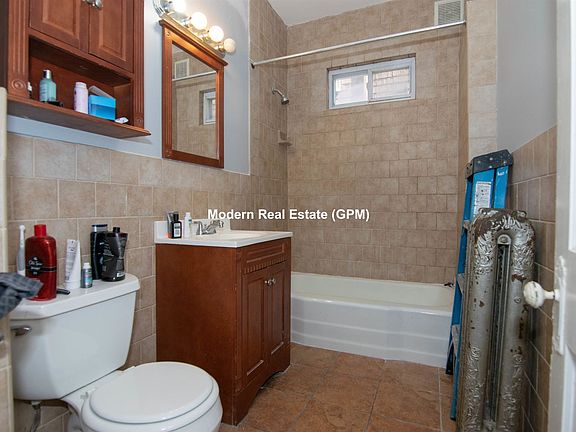 7 Harvard Ter. #2 Boston - Allston Shared Unit Photo 8