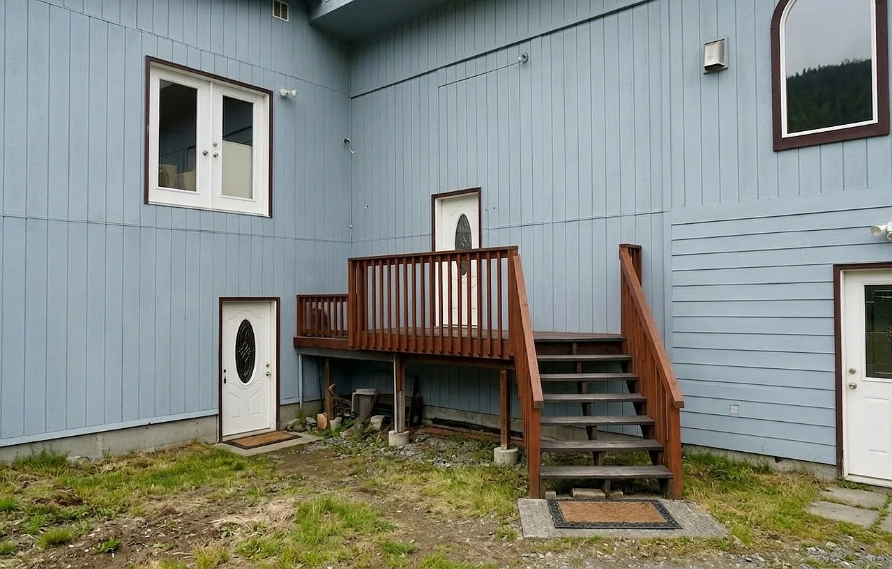 21323 Gorsuch St — Photo 2
