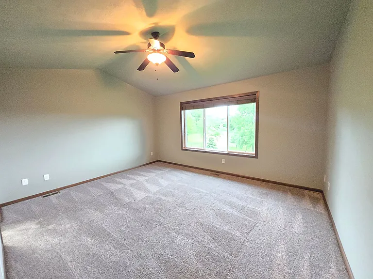 3210 E 3rd St — Photo 14