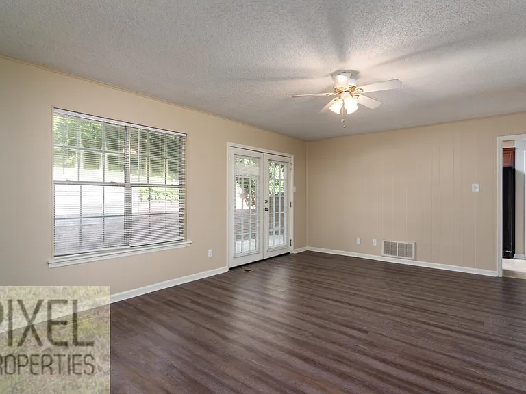 47 Flag Rd — Photo 13