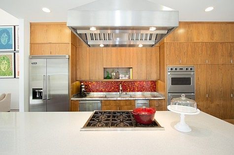 4th image of 4430 Lindblade Dr