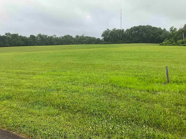 2074 E Charles Way, Bloomington, IN 47401