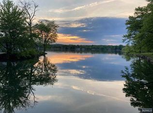 158 Harrison Rd, Parsippany, NJ 07054