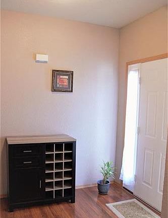 3rd image of 8 Shotliff Cir