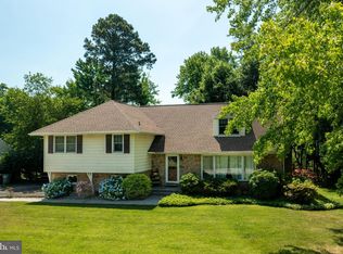 1215 Evergreen Rd, Wilmington, DE 19803