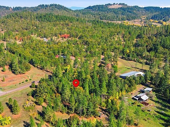 3rd image of Siesta Ln
