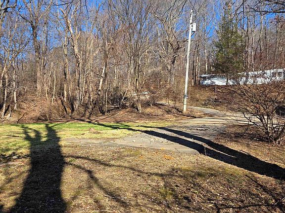 2nd image of 4338 Bell Hollow Rd