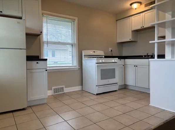 1301 W Glen Flora Ave #1301, Waukegan, IL 60085