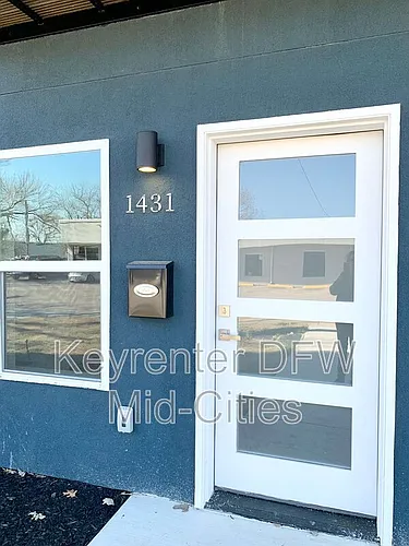 1431 Pearson St Photo 1