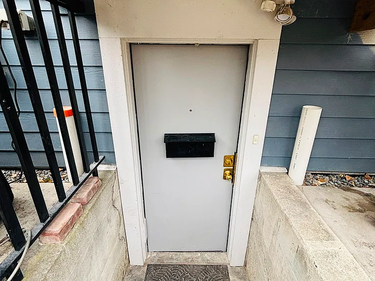 1585 E 57th Ave #BASEMENT — Photo 17