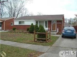 31647 Mackenzie Dr, Westland, MI 48185