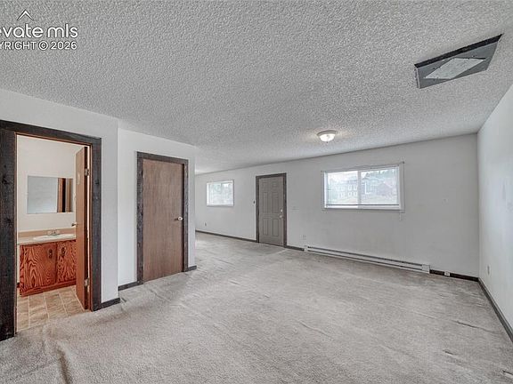 5th image of 302 S 1st St
