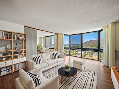 521 Hahaione St APT 12J, Honolulu, HI, 96825