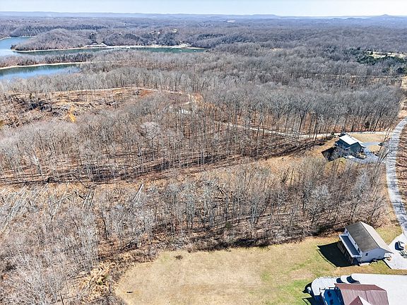 3rd image of 67 & 68 Lillydale Rd