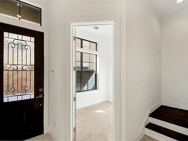 1120 Columbus St #D — Photo 2