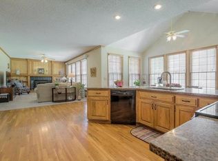 12207 S Gallery St, Olathe, KS 66062