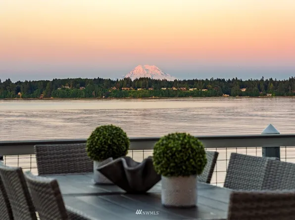 2510 46th Avenue NW, Olympia, WA 98502